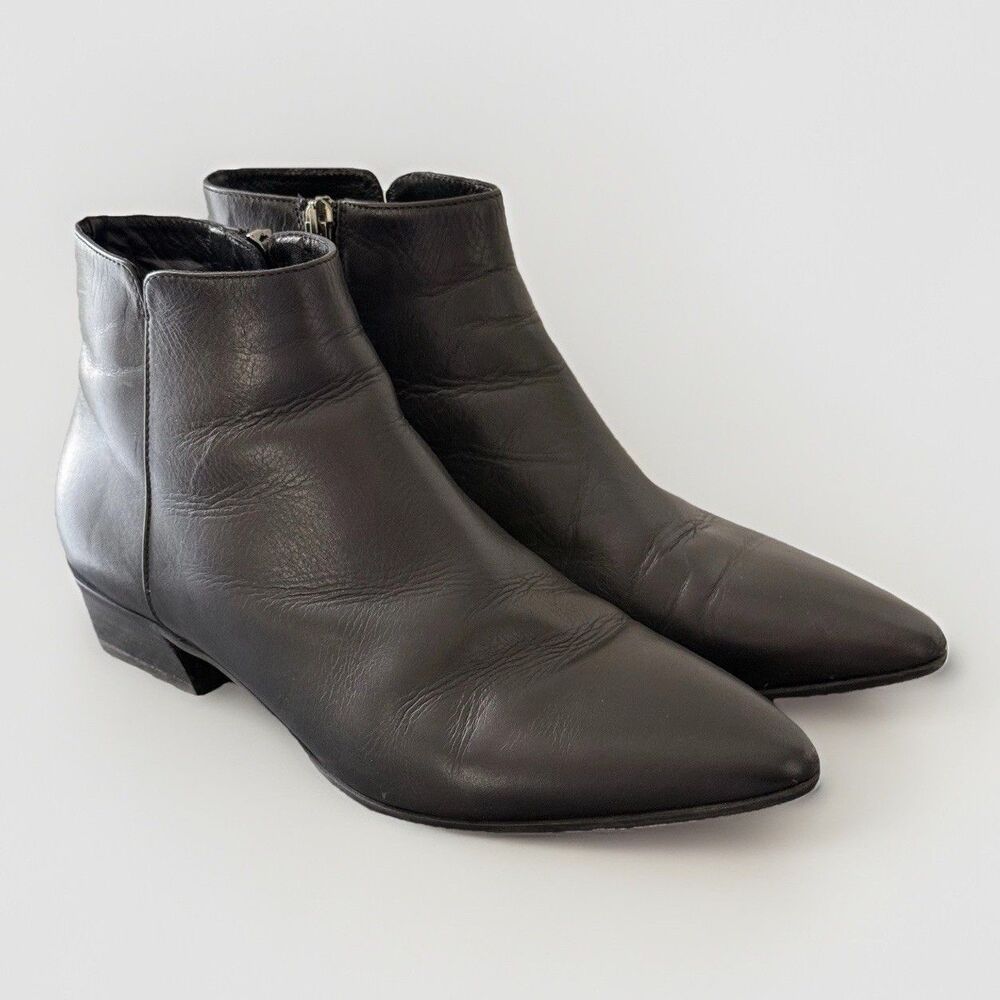 Aquatalia Italian Black Patent Leather Side Zipper Pointed Toe Ankle Boot Size 9 - Picture 3 of 10